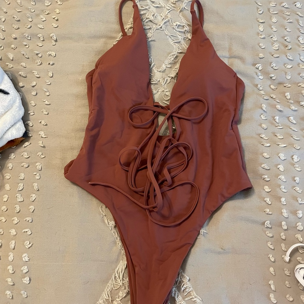 Shein plunge neck belted one piece swim suit
